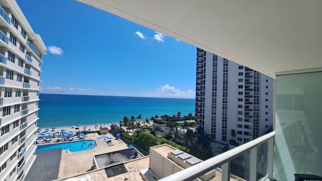 https://bt-photos.global.ssl.fastly.net/miami/orig_boomver_2_A11678410-2.jpg