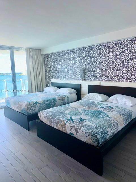 1100 West Ave - Photo 1