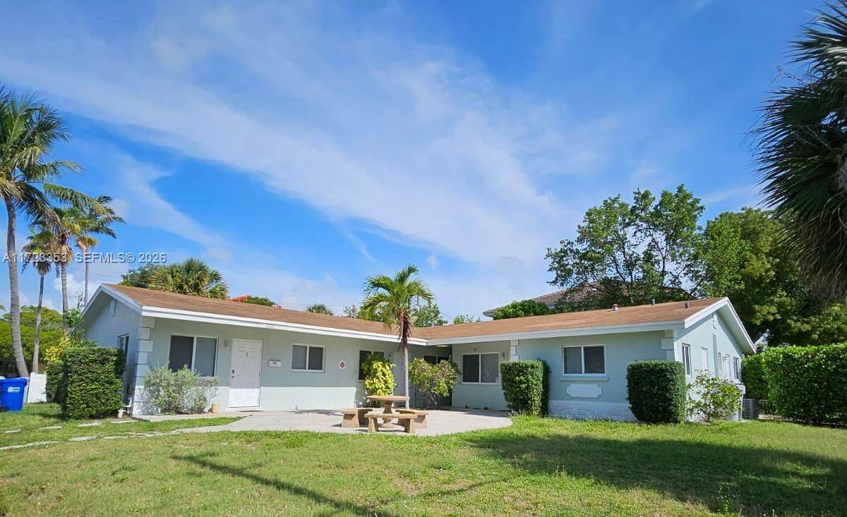 1231 23rd Ave - Photo 1