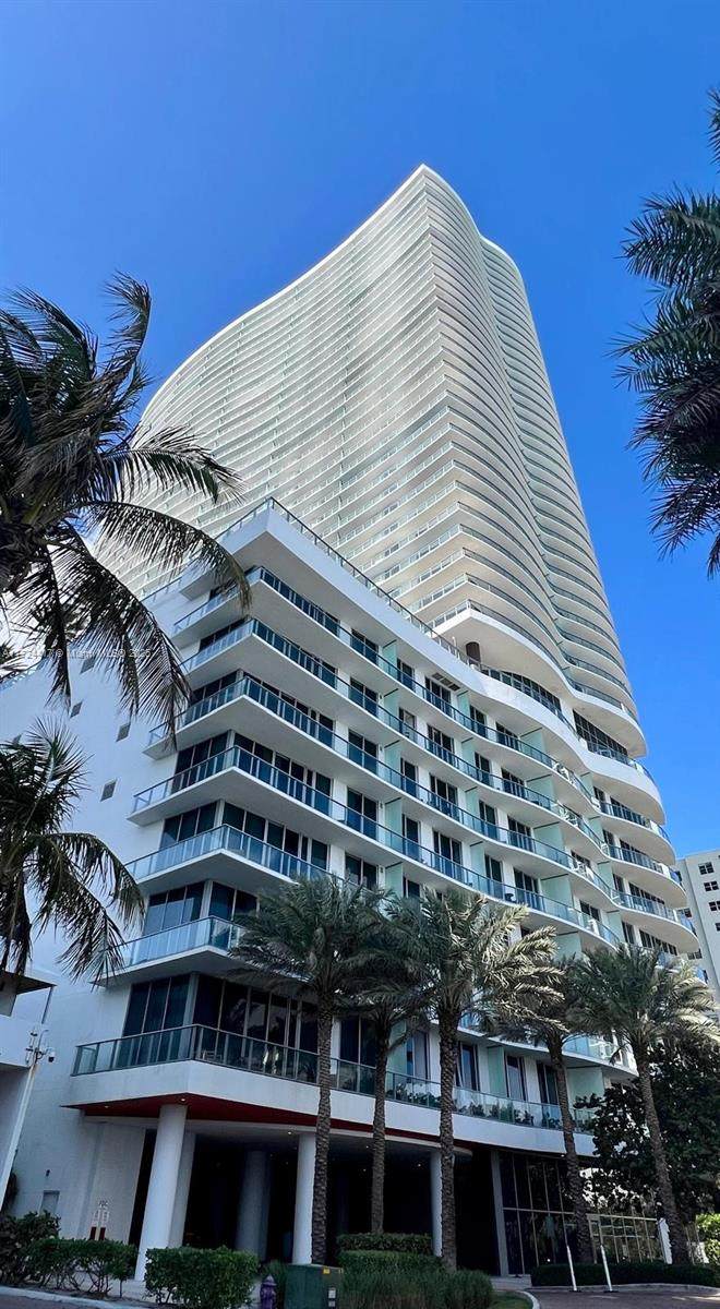 4111 Ocean Dr - Photo 1