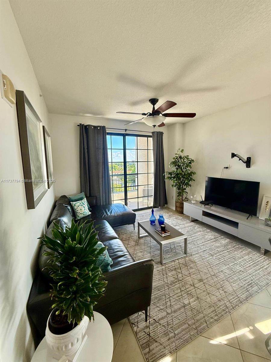 233 Federal Hwy - Photo 1
