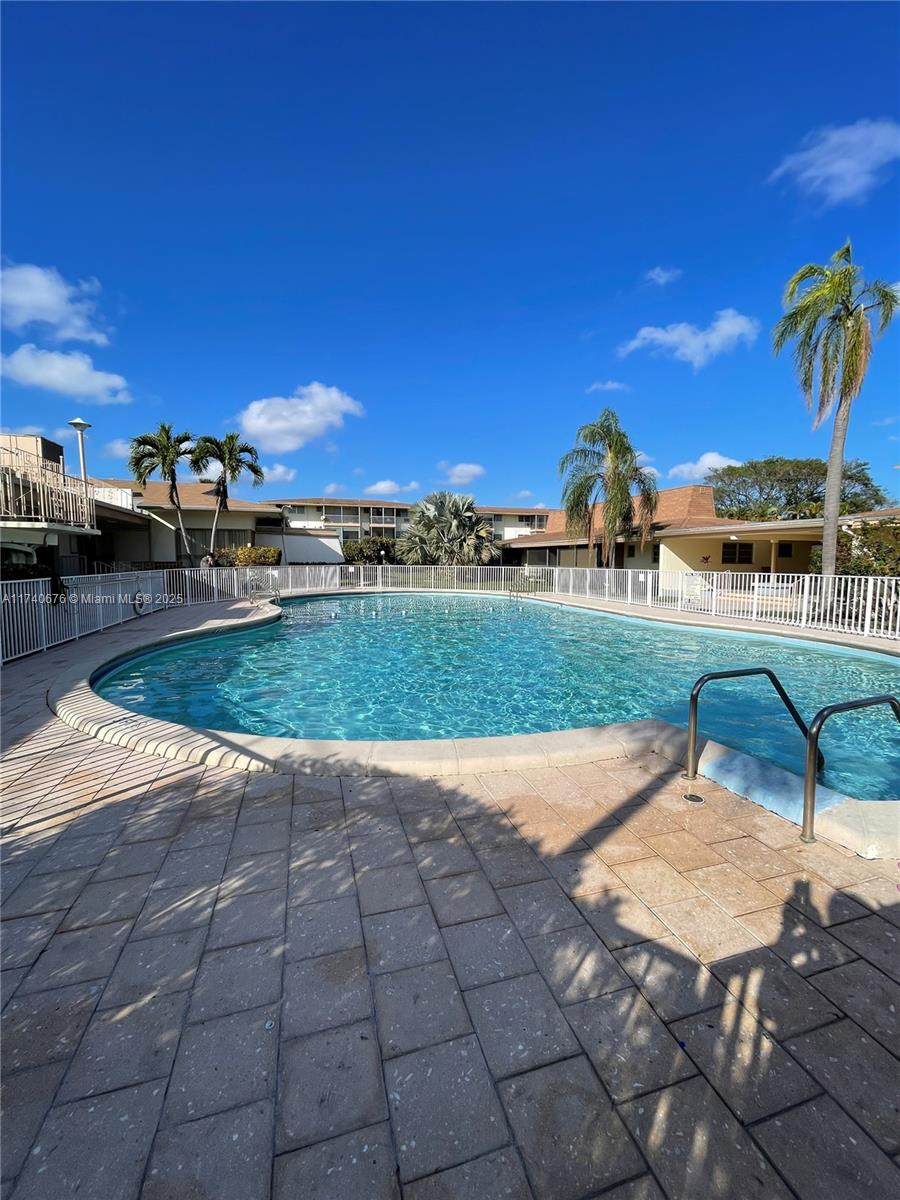 https://bt-photos.global.ssl.fastly.net/miami/1280_boomver_3_A11740676-2.jpg
