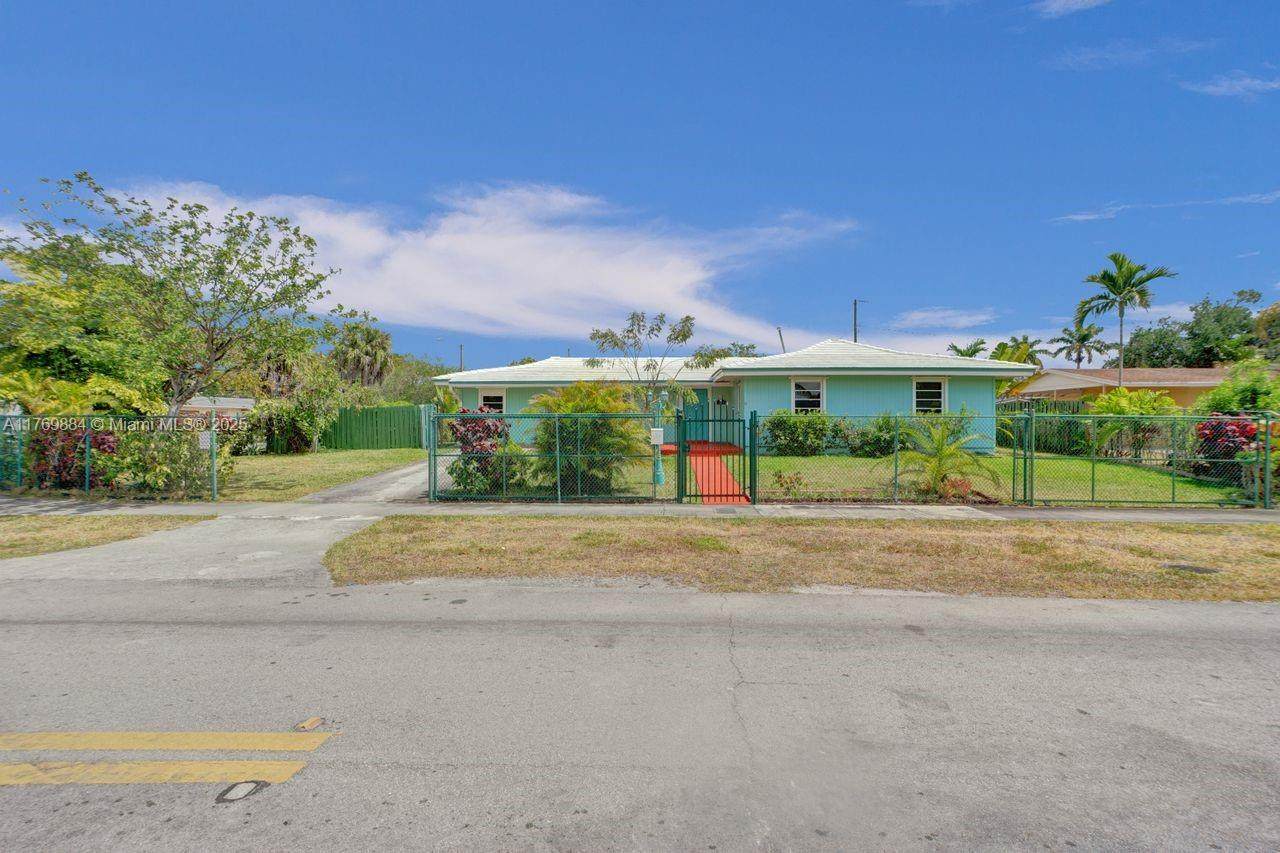 16001 98th Ave - Photo 1