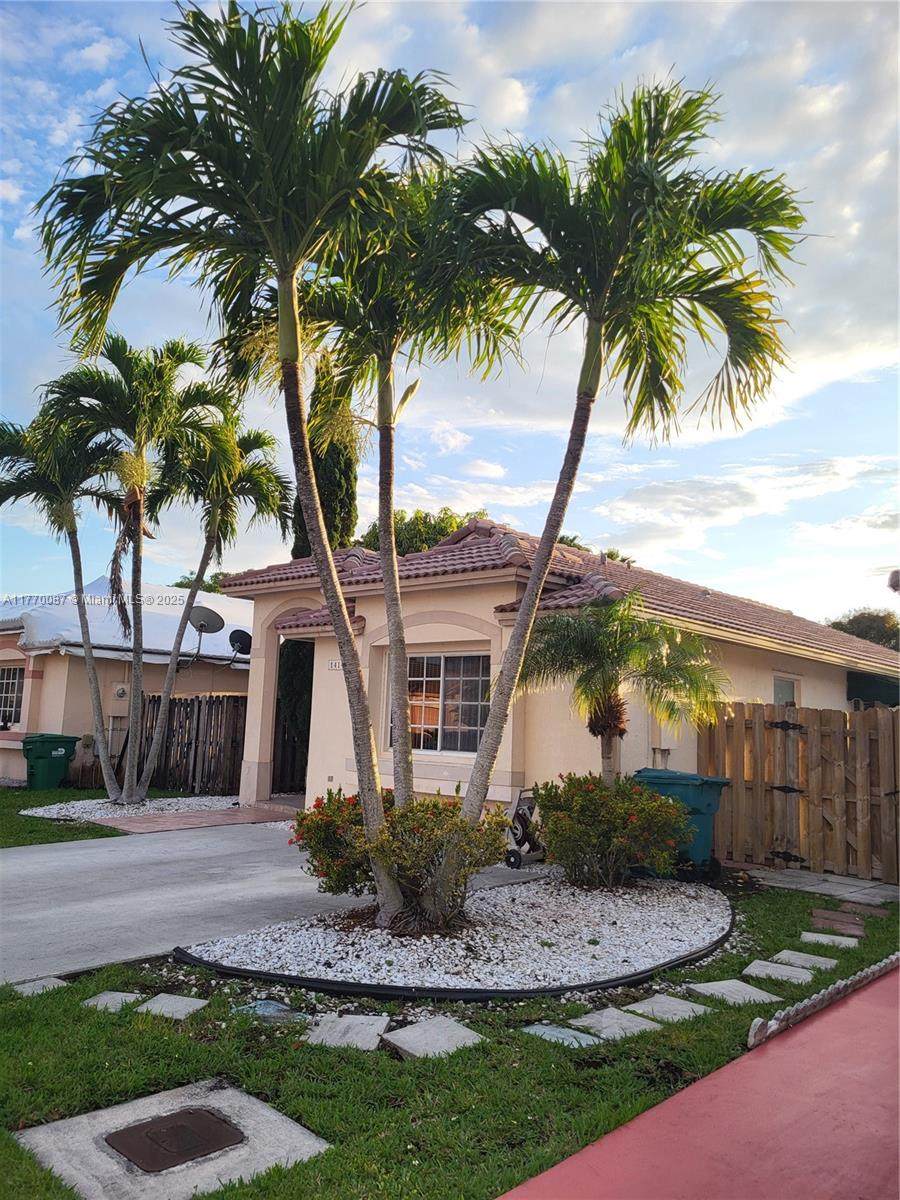 14144 149th Pl - Photo 1