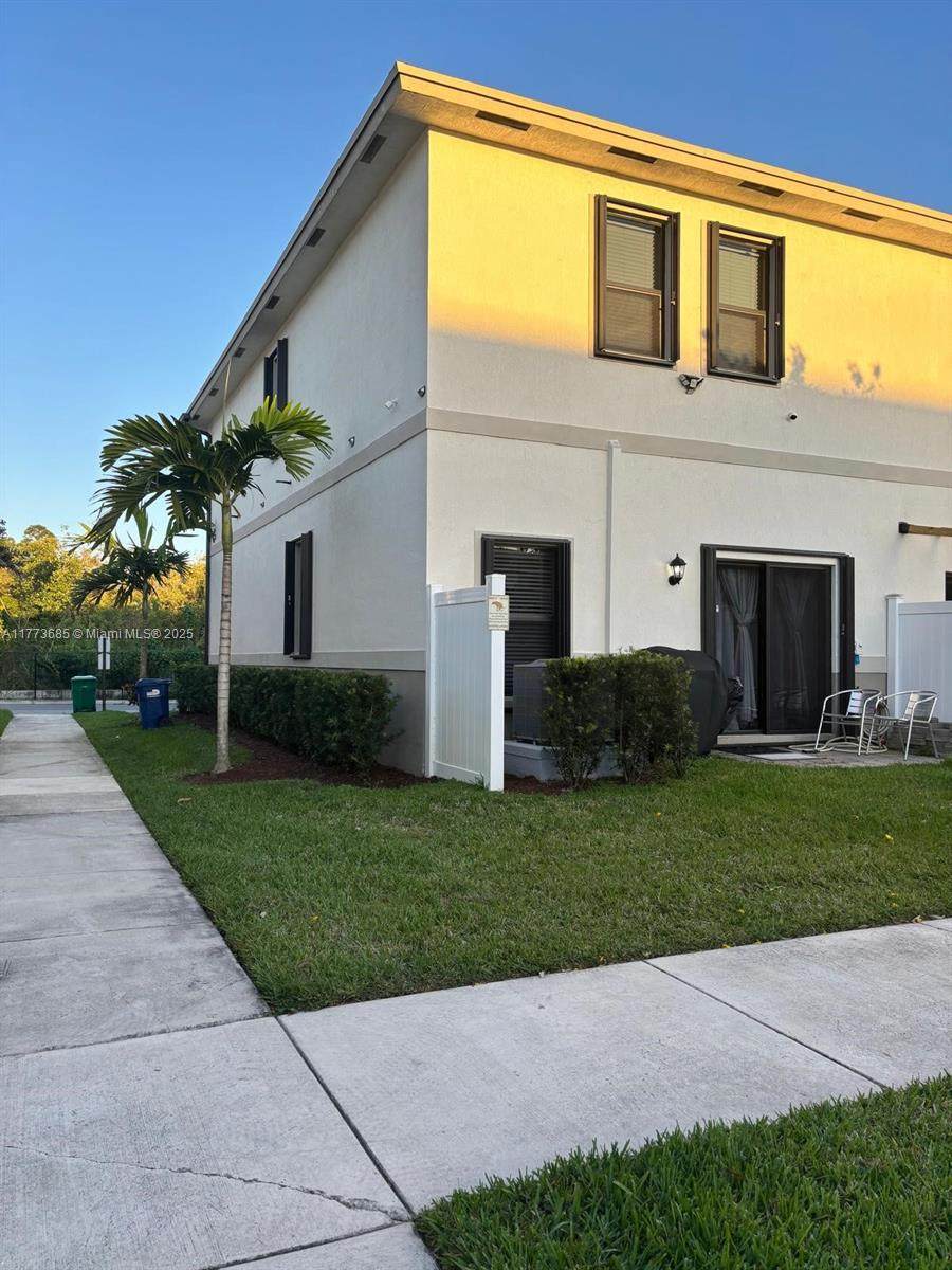 https://bt-photos.global.ssl.fastly.net/miami/orig_boomver_2_A11773685-2.jpg
