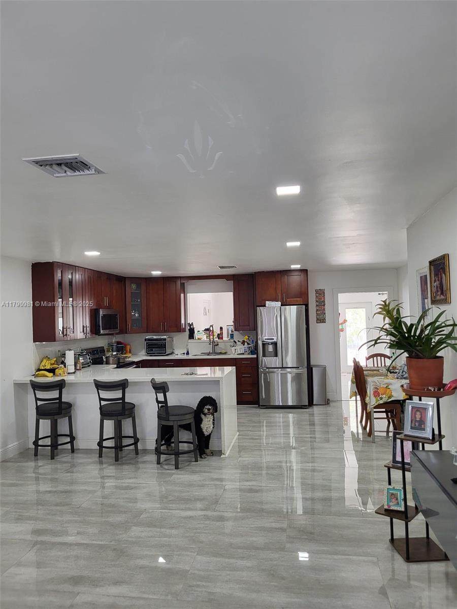 1650 147th St - Photo 1