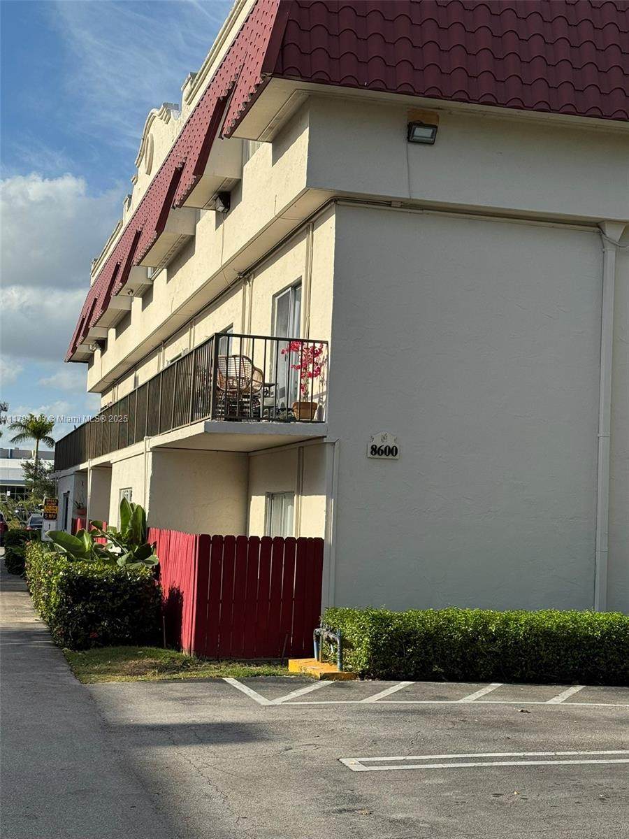 https://bt-photos.global.ssl.fastly.net/miami/orig_boomver_1_A11794403-2.jpg