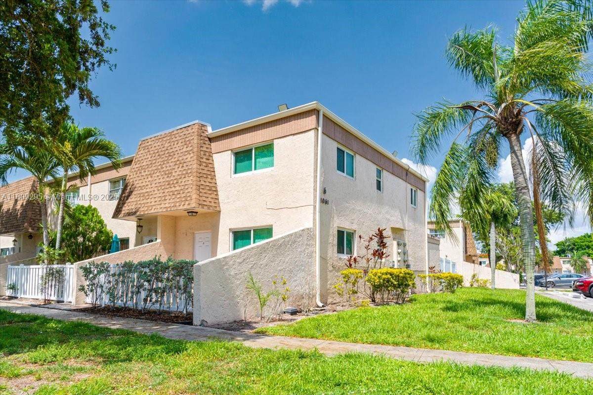 1061 80th Ave - Photo 1