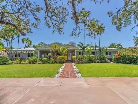915 Country Club Prado - Photo 1