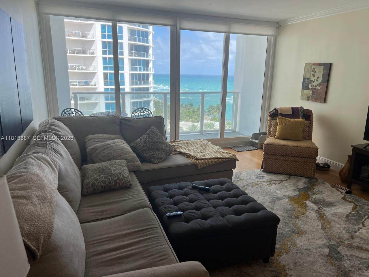 https://bt-photos.global.ssl.fastly.net/miami/orig_boomver_2_A11816887-2.jpg