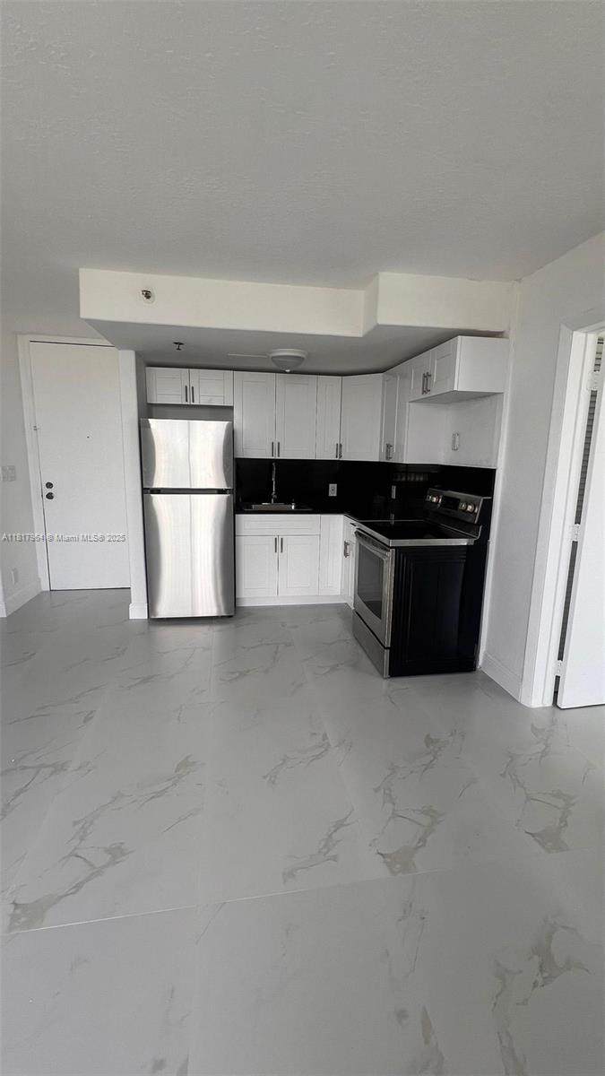 16450 2nd Ave - Photo 1