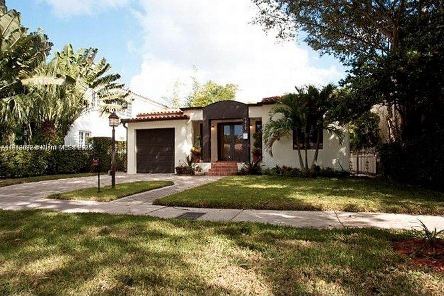 1717 Cortez - Photo 1