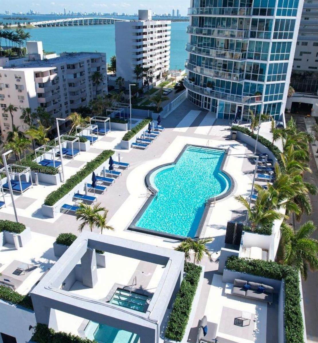 480 30th St - Photo 1