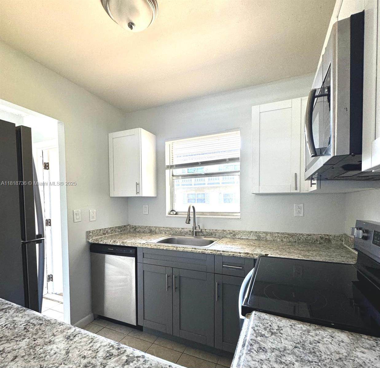 430 2nd Ave - Photo 1