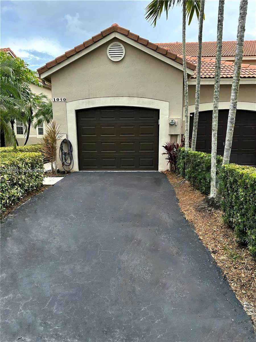 1050 Sorrento Dr - Photo 1