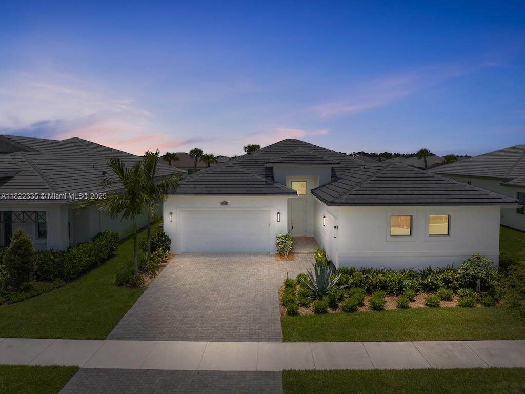 9125 Esule Way - Photo 1