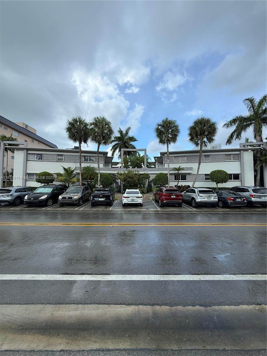https://bt-photos.global.ssl.fastly.net/miami/orig_boomver_2_A11825010-2.jpg