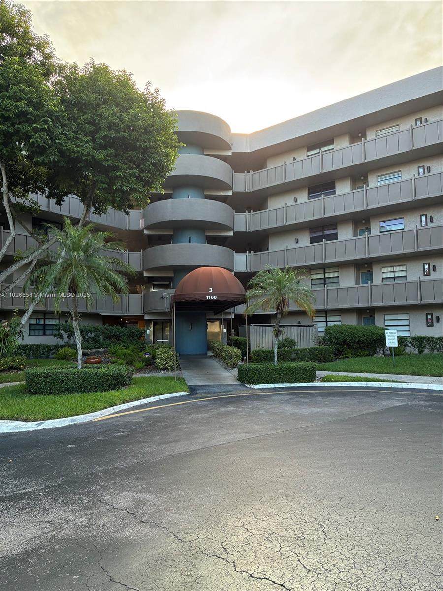 https://bt-photos.global.ssl.fastly.net/miami/orig_boomver_2_A11826654-2.jpg