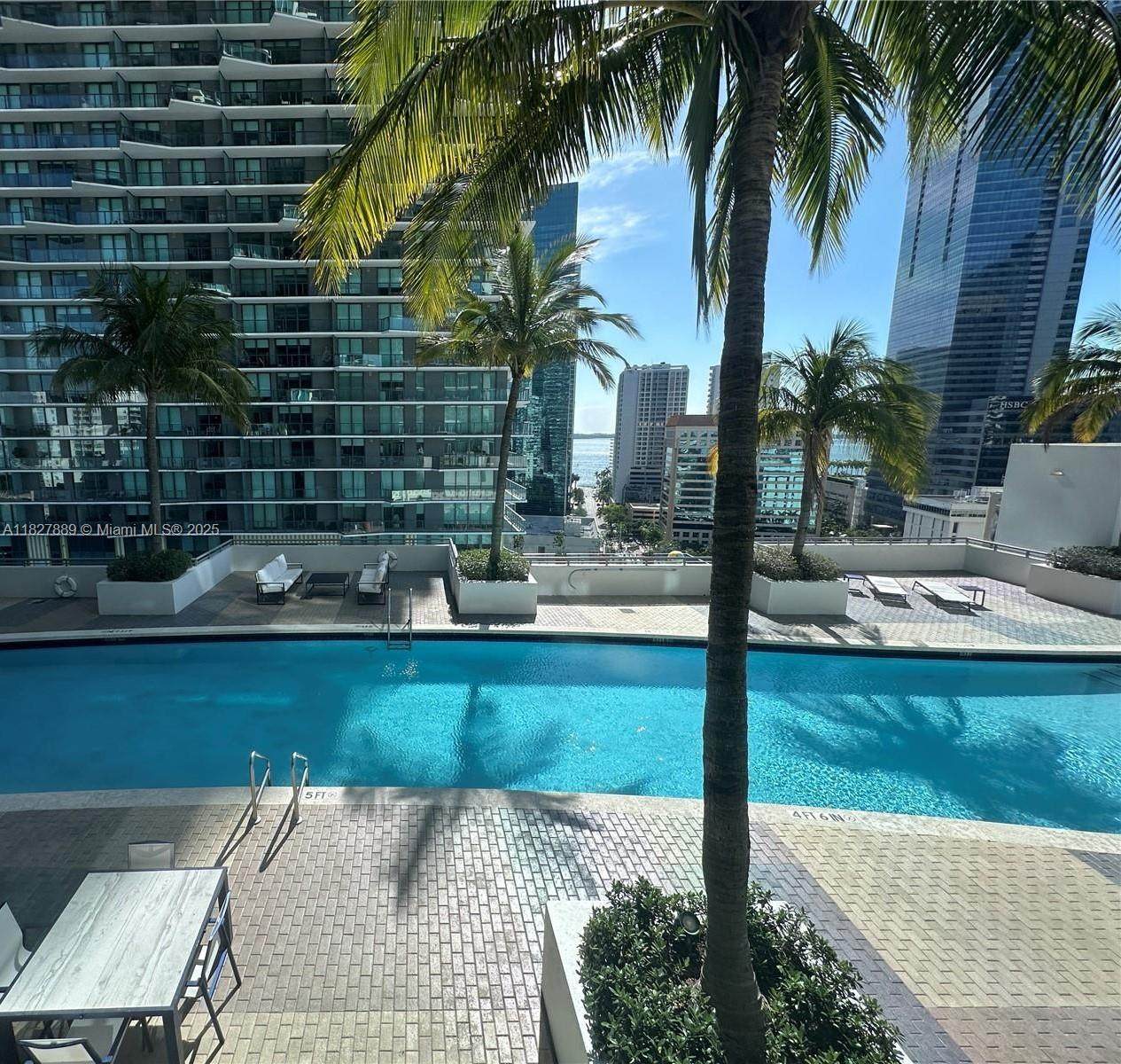 https://bt-photos.global.ssl.fastly.net/miami/1280_boomver_1_A11827889-2.jpg