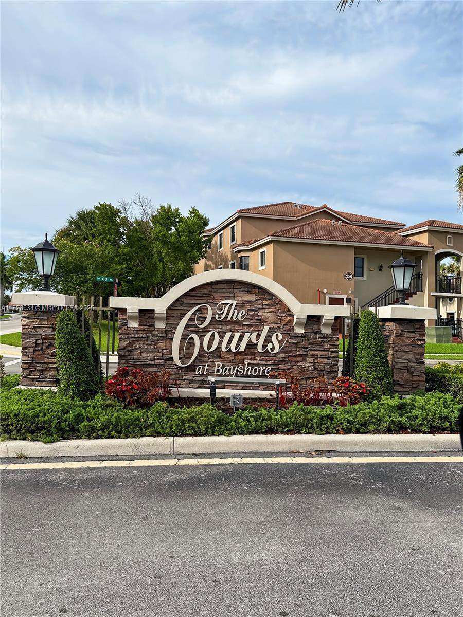22551 Sw 88Th Place - Photo 1