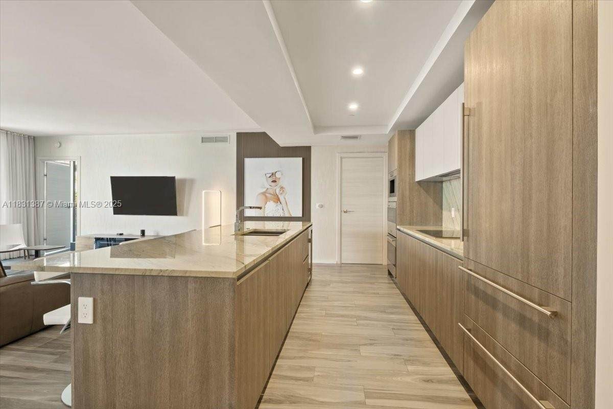 801 Miami Ave - Photo 1