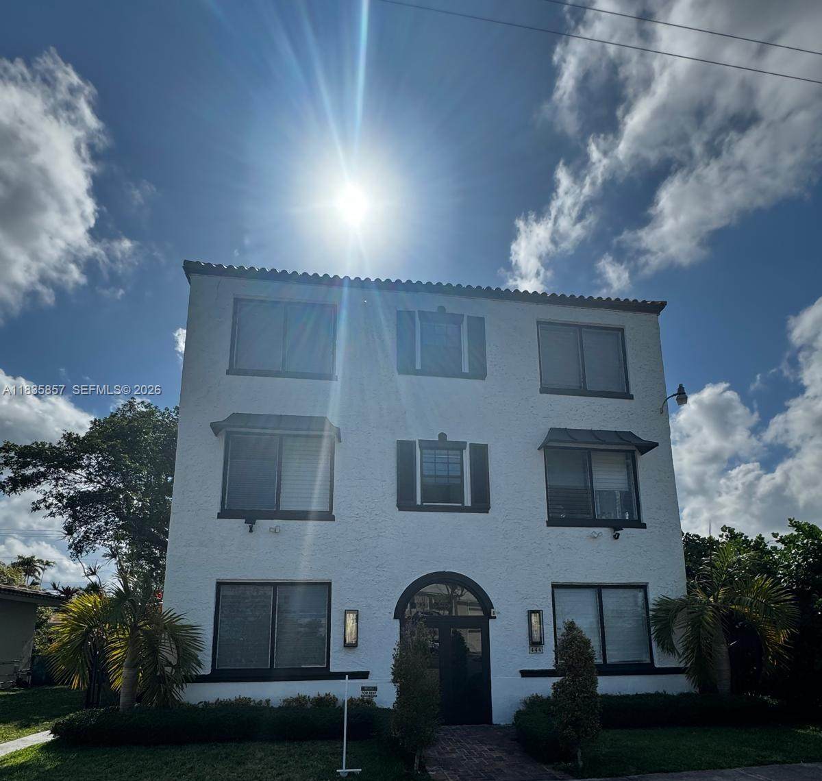 444 Ponce De Leon Blvd - Photo 1