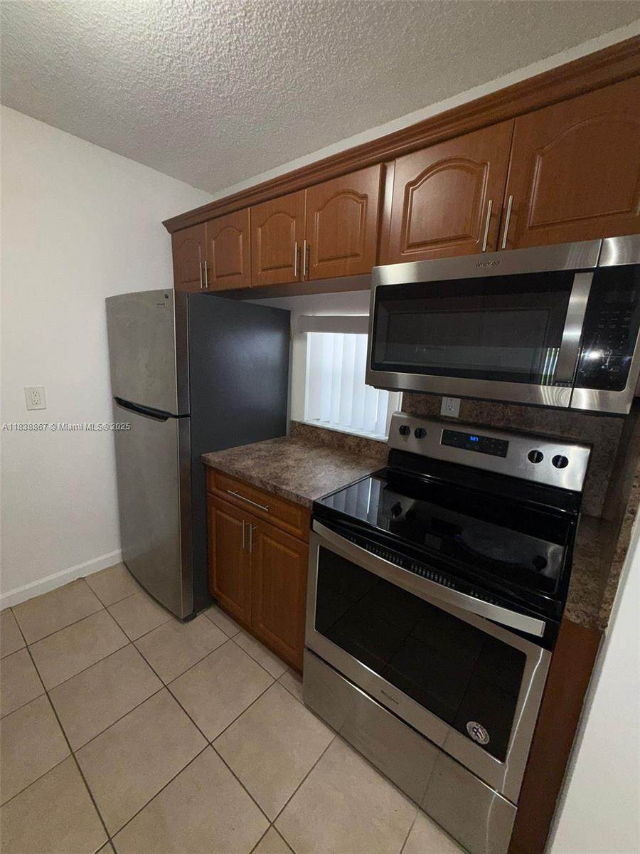 https://bt-photos.global.ssl.fastly.net/miami/1280_boomver_2_A11838867-2.jpg