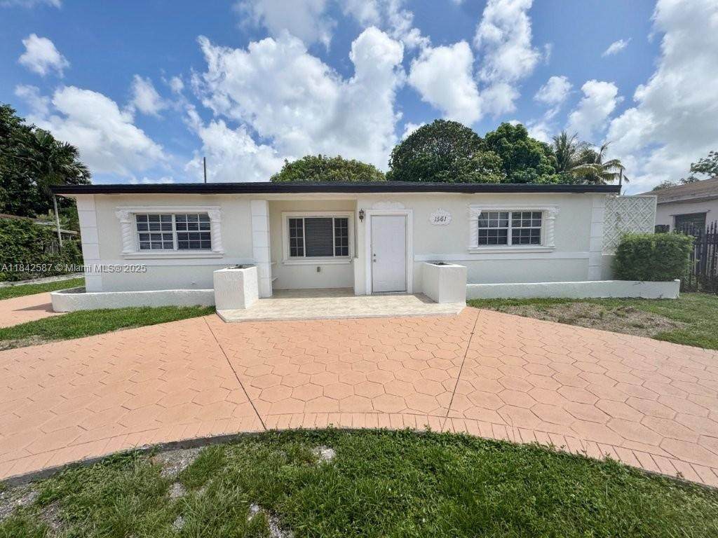 https://bt-photos.global.ssl.fastly.net/miami/orig_boomver_2_A11842587-2.jpg