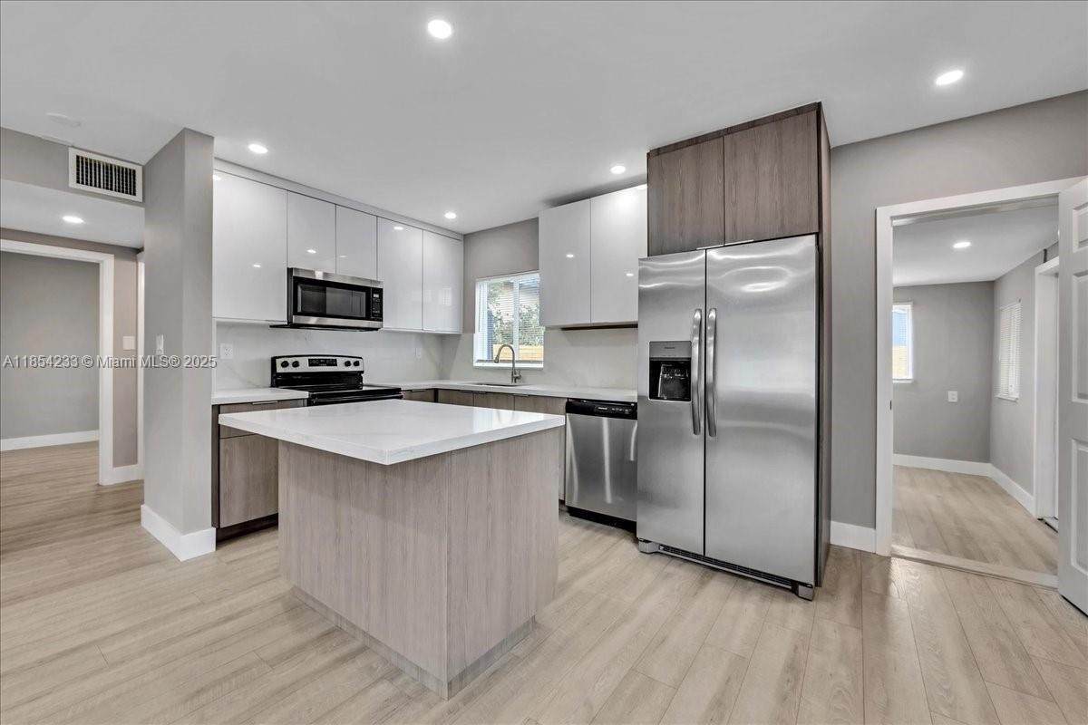 108 23rd St - Photo 1