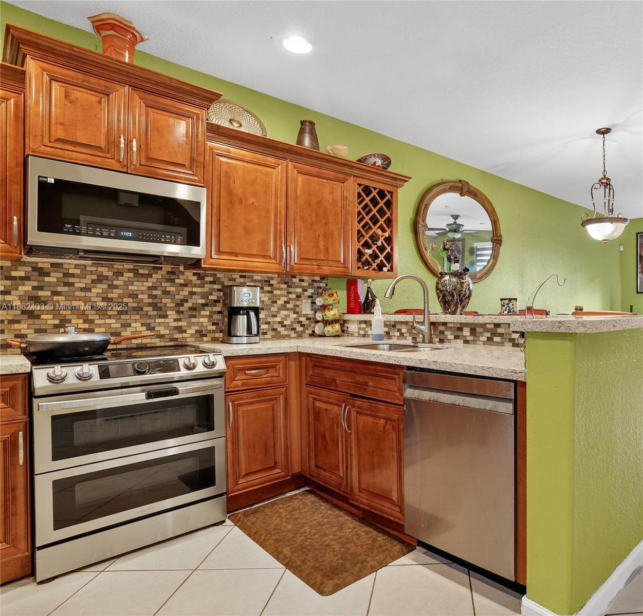 3445 14th Ct - Photo 1