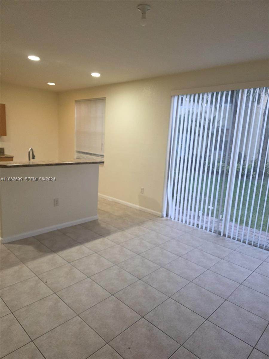 https://bt-photos.global.ssl.fastly.net/miami/orig_boomver_2_A11862699-2.jpg