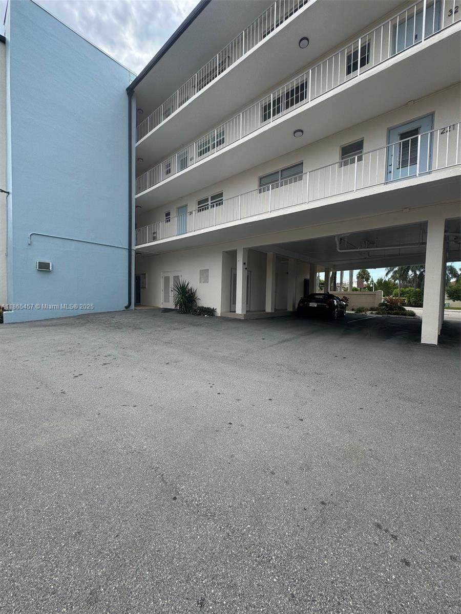 1967 Ocean Blvd - Photo 1