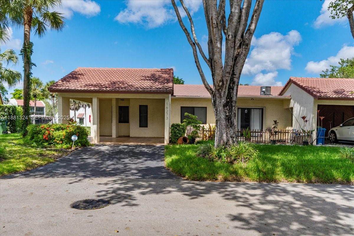 16273 Laurel Dr - Photo 1