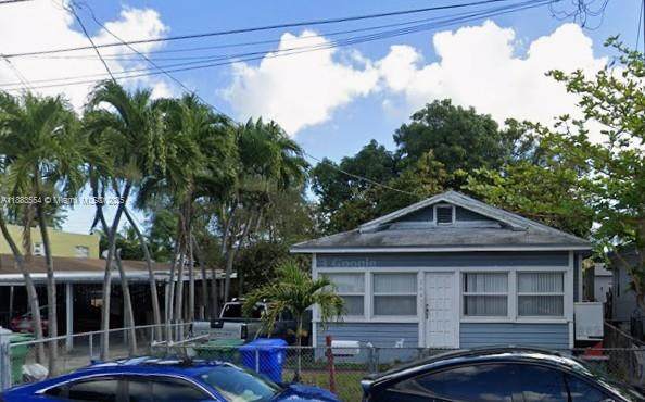 2643 23rd Ct - Photo 1