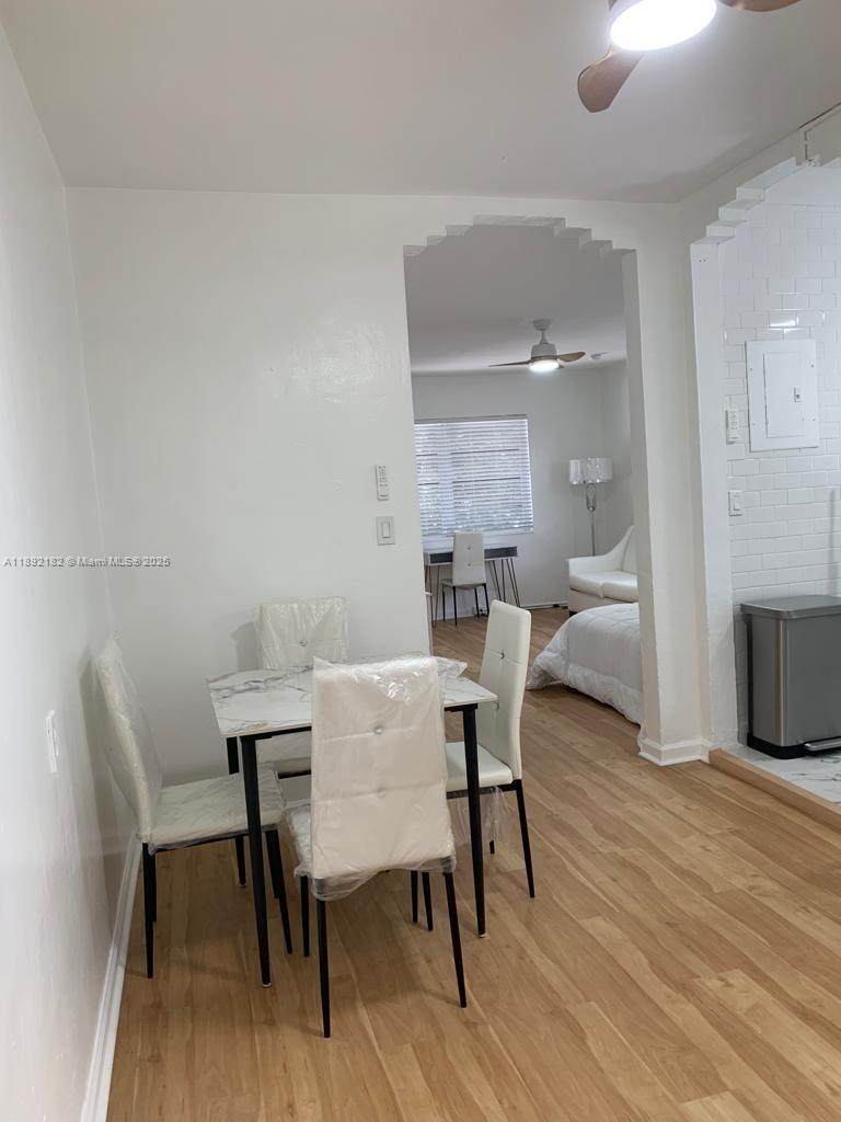 545 Michigan Ave - Photo 1