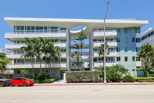 7800 Collins Ave - Photo 1