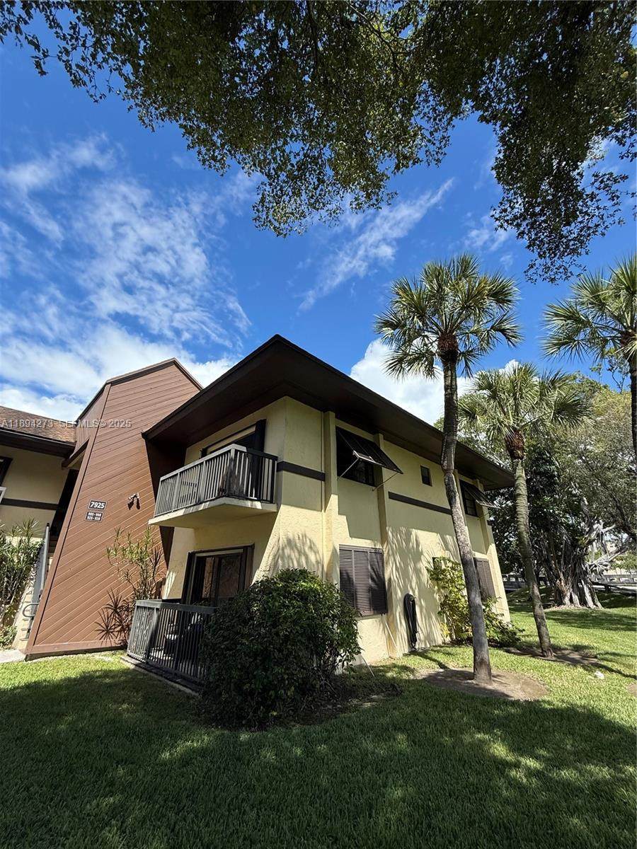 7925 86th St - Photo 1