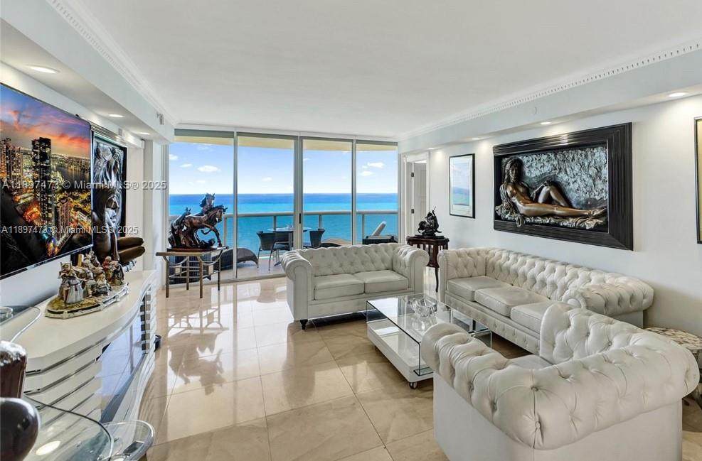 https://bt-photos.global.ssl.fastly.net/miami/1280_boomver_1_A11897473-2.jpg