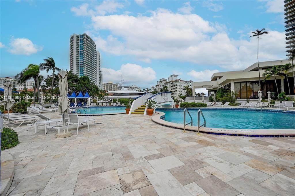 https://bt-photos.global.ssl.fastly.net/miami/orig_boomver_2_A11898885-2.jpg