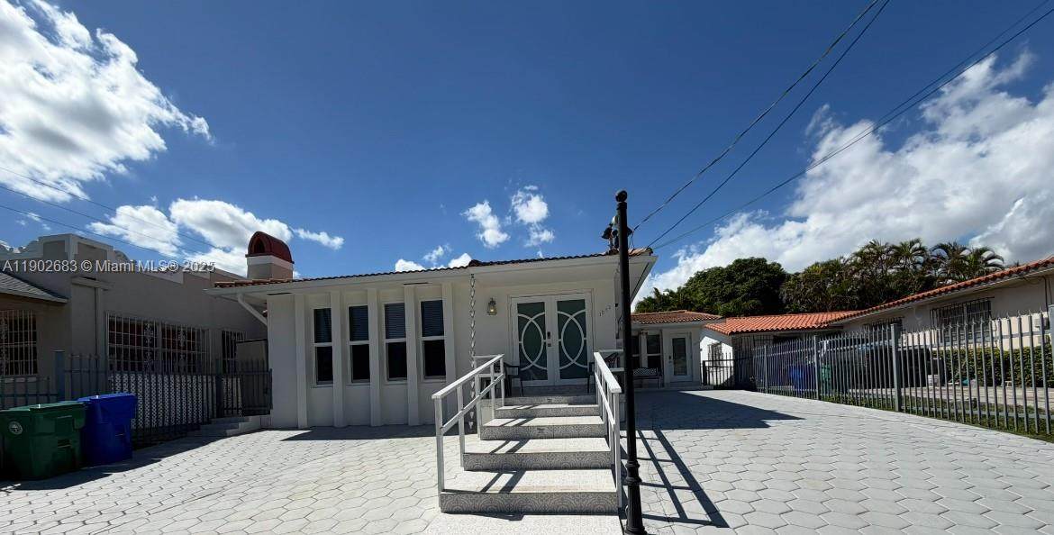 1030 10th Ave - Photo 1