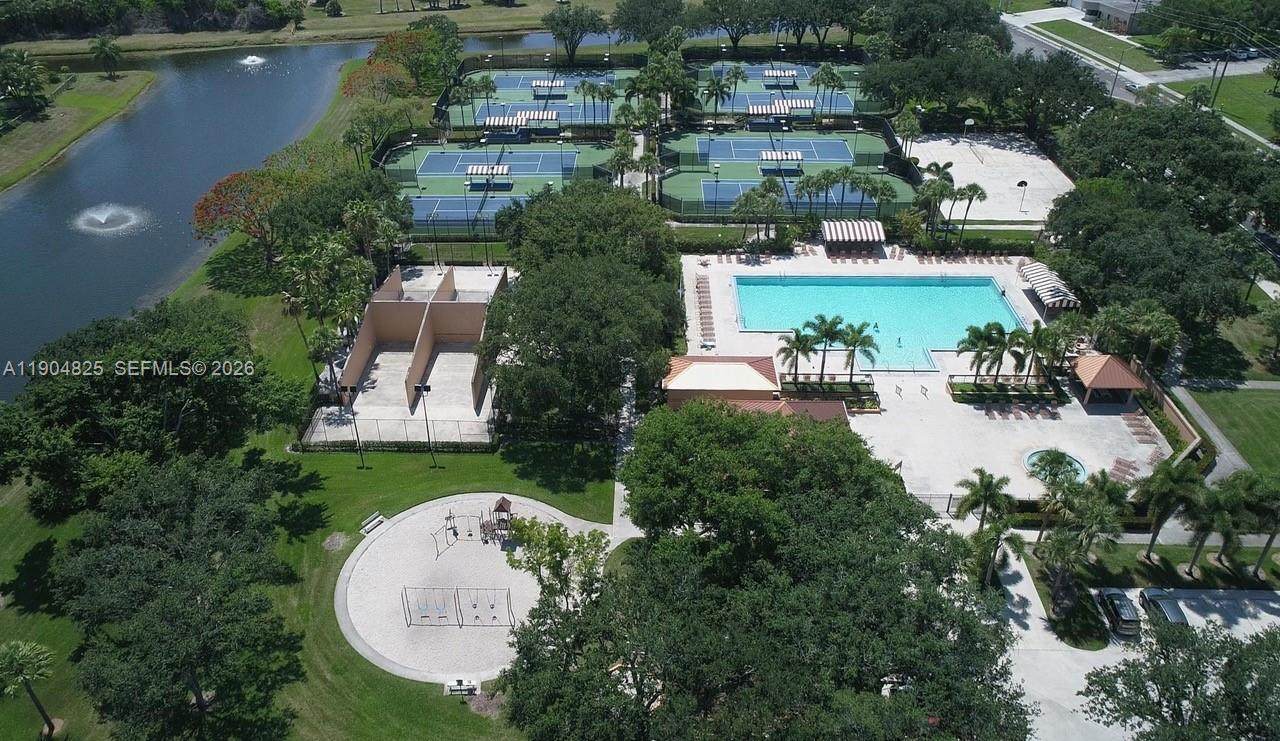 https://bt-photos.global.ssl.fastly.net/miami/orig_boomver_2_A11904825-2.jpg