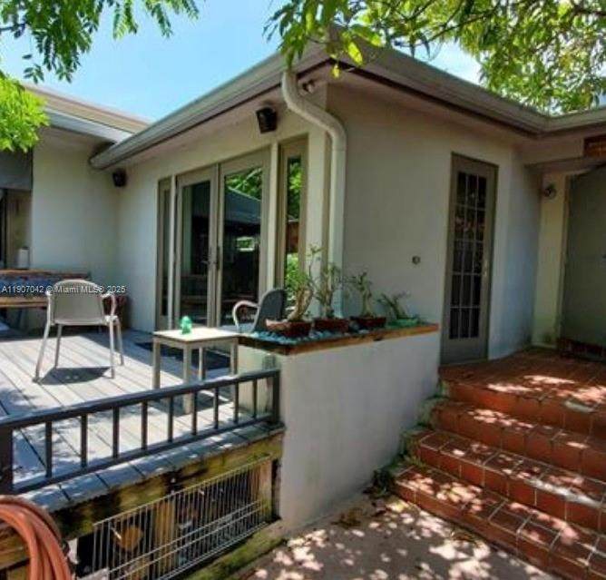 6918 5th Ave - Photo 1