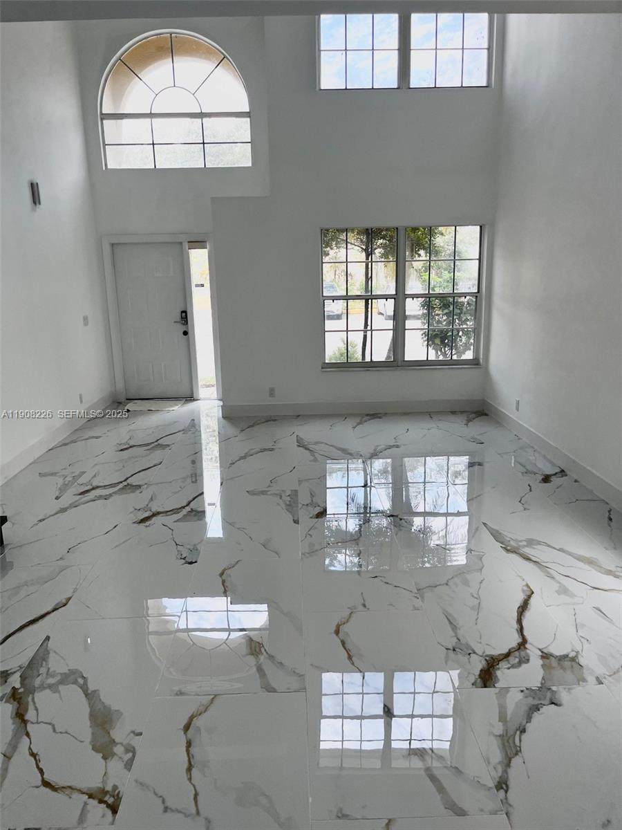 9454 8th Cir - Photo 1