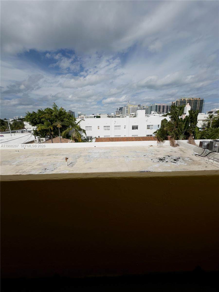 https://bt-photos.global.ssl.fastly.net/miami/orig_boomver_2_A11908287-2.jpg