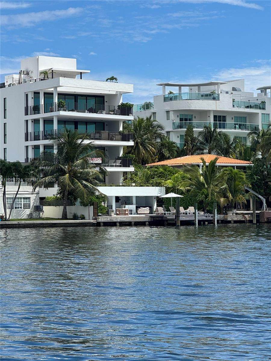 https://bt-photos.global.ssl.fastly.net/miami/1280_boomver_2_A11910724-2.jpg