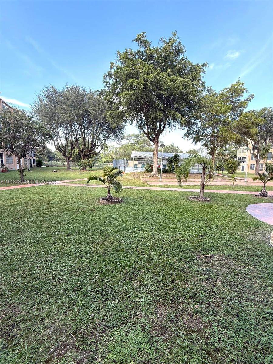 https://bt-photos.global.ssl.fastly.net/miami/orig_boomver_2_A11912220-2.jpg