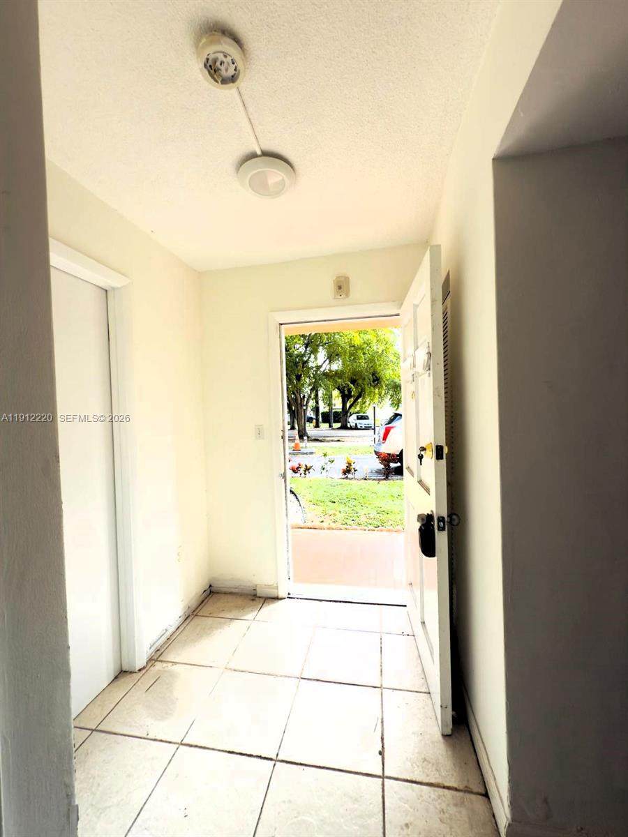 https://bt-photos.global.ssl.fastly.net/miami/orig_boomver_2_A11912220-2.jpg