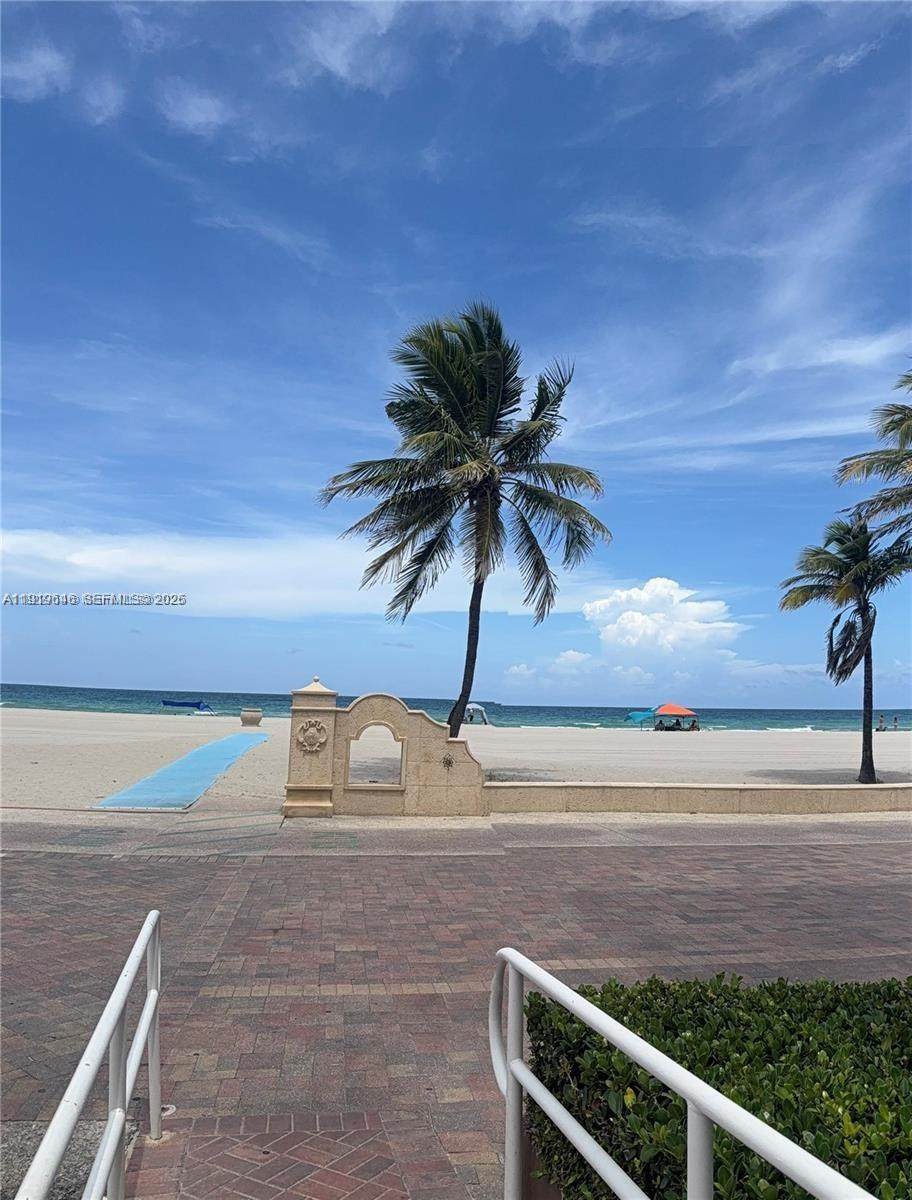 https://bt-photos.global.ssl.fastly.net/miami/orig_boomver_2_A11919646-2.jpg