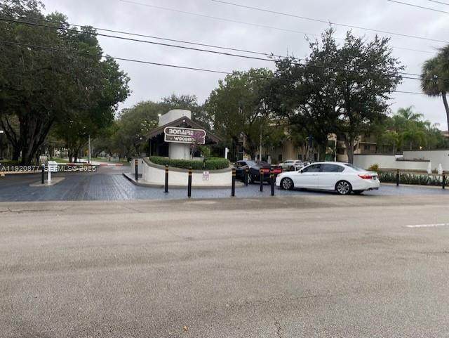 7675 79th Ave - Photo 1