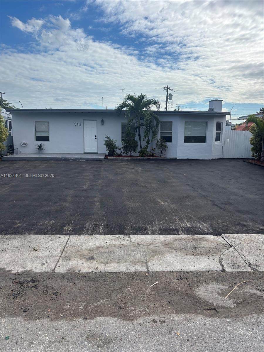 354 50th St - Photo 1